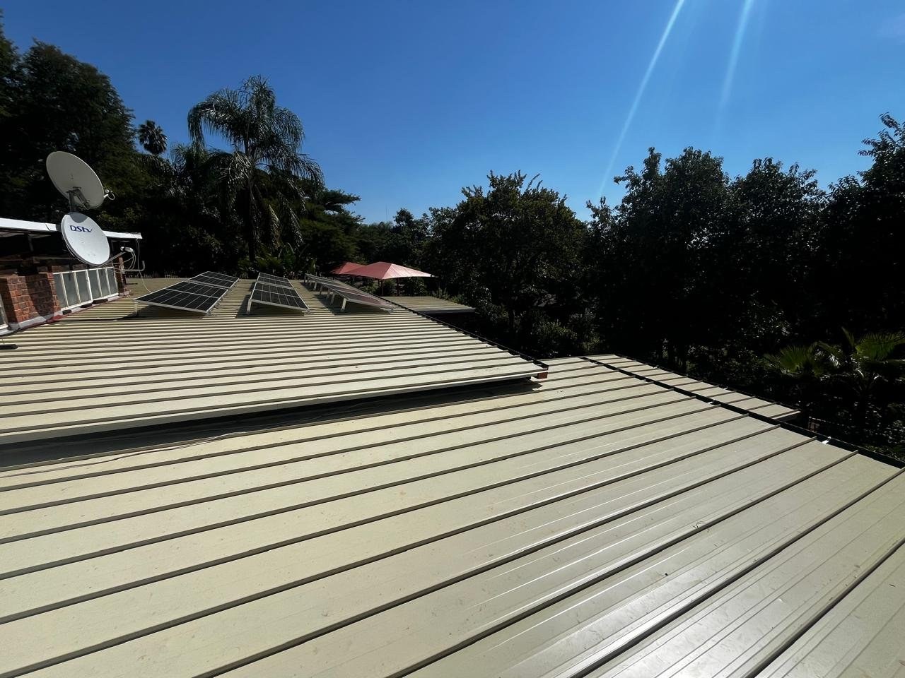 Solar panels mounted directly onto a standing-seam roof